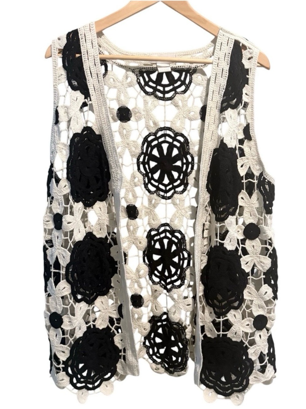 House Of Harlow 1960 Floral Crochet Vest OS Boho Hippie Gypsie Cottage Coachella